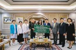 พลเอกเดชนิธิศ  เหลืองงามขำ ผู้อำนวยการ องค์การสงเคราะห์ทหารผ่านศึก พร้อมด้วยแพทย์หญิงจิตติมา ปรีชา ผู้อำนวยการโรงพยาบาลทหารผ่านศึก ให้การต้อนรับ ครอบครัวเศวตสมภพ และคณะ