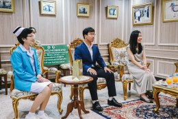 พลเอกเดชนิธิศ  เหลืองงามขำ ผู้อำนวยการ องค์การสงเคราะห์ทหารผ่านศึก พร้อมด้วยแพทย์หญิงจิตติมา ปรีชา ผู้อำนวยการโรงพยาบาลทหารผ่านศึก ให้การต้อนรับ ครอบครัวเศวตสมภพ และคณะ