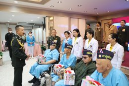 พลเอก ไพบูลย์  วรวรรณปรีชา รอง เสธ.ทหาร (2) พร้อมด้วยคณะผู้แทนจากสำนักงานปลัดกระทรวงกลาโหม กองบัญชาการกองทัพไทย กองทัพบก กองทัพเรือ กองทัพอากาศ และสำนักงานตำรวจแห่งชาติ