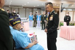 พลเอก ไพบูลย์  วรวรรณปรีชา รอง เสธ.ทหาร (2) พร้อมด้วยคณะผู้แทนจากสำนักงานปลัดกระทรวงกลาโหม กองบัญชาการกองทัพไทย กองทัพบก กองทัพเรือ กองทัพอากาศ และสำนักงานตำรวจแห่งชาติ