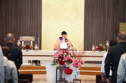 องค์การสงเคราะห์ทหารผ่านศึกในพระบรมราชูปถัมภ์ ได้จัดพิธีบำเพ็ญกุศลทางศาสนาคริสต์ โดยมี พลเอก เดชนิธิศ  เหลืองงามขำ ผู้อำนวยการองค์การสงเคราะห์ทหารผ่านศึก เป็นประธานในพิธี