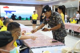 คุณสุชาติ ชวางกูร พร้อมด้วยศิลปิน นักแสดง "กลุ่มสร้างพลเมืองคุณภาพ" จัดกิจกรรมบำรุงขวัญ เลี้ยงอาหารเย็น และแสดงดนตรี แก่ผู้ป่วยทหารผ่านศึก