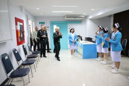 พลเอก กานต์นาท นิกรยานนท์ ผู้อำนวยการองค์การสงเคราะห์ทหารผ่านศึก พร้อมด้วย พลโท เสรี สุคณธมาลัย รองผู้อำนวยการองค์การสงเคราะห์ทหารผ่านศึก และคณะผู้บริหารระดับสูงขององค์การฯ ตรวจเยี่ยมการดำเนินงาน และรับฟังบรรยายสรุปภารกิจของโรงพยาบาลทหารผ่านศึก