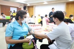 สภากาชาดไทย ร่วมกับโรงพยาบาลทหารผ่านศึก จัดกิจกรรมบริจาคโลหิต ให้กับสภากาชาดไทย เพื่อสำรองให้หน่วยทหาร และประชาชนที่ได้รับบาดเจ็บกรณีเกิดสถานการณ์ฉุกเฉิน