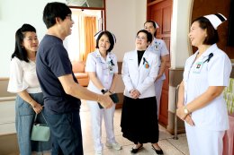 คุณนบกนก  กาญจนวิทย์ และคณะ เข้าเยี่ยมบำรุงขวัญพร้อมมอบขนมและอาหารว่าง จำนวน 70 ชุด ให้แก่ทหารผ่านศึก