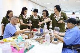 คุณหญิง แสงเดือน ณ นคร เป็นประธานในการจัดกิจกรรมน้อมรำลึกในพระมหากรุณาธิคุณ เนื่องในโอกาสวันคล้ายวันพระราชสมภพ พระบาทสมเด็จพระบรมชนกาธิเบศร มหาภูมิพลอดุลยเดชมหาราช บรมนาถบพิตร