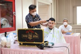 คุณหญิง แสงเดือน ณ นคร เป็นประธานในการจัดกิจกรรมน้อมรำลึกในพระมหากรุณาธิคุณ เนื่องในโอกาสวันคล้ายวันพระราชสมภพ พระบาทสมเด็จพระบรมชนกาธิเบศร มหาภูมิพลอดุลยเดชมหาราช บรมนาถบพิตร