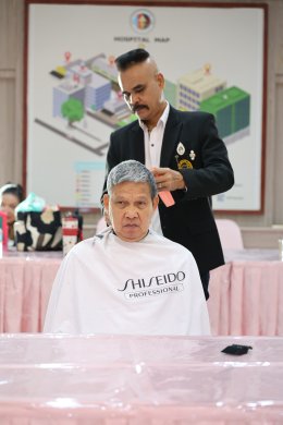 คุณหญิง แสงเดือน ณ นคร เป็นประธานในการจัดกิจกรรมน้อมรำลึกในพระมหากรุณาธิคุณ เนื่องในโอกาสวันคล้ายวันพระราชสมภพ พระบาทสมเด็จพระบรมชนกาธิเบศร มหาภูมิพลอดุลยเดชมหาราช บรมนาถบพิตร