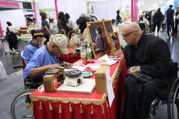 แพทย์หญิงจิตติมา ปรีชา ผู้อำนวยการโรงพยาบาลทหารผ่านศึก เป็นผู้แทนผู้อำนวยการองค์การสงเคราะห์ทหารผ่านศึก เข้ารับรางวัล Friendly Design Awards ประจำปี 2568