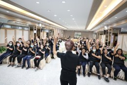 พิธีเปิดการจัดอบรมโครงการอบรมเชิงปฏิบัติการการช่วยฟื้นคืนชีพขั้นพื้นฐาน และการใช้เครื่องกระตุกหัวใจไฟฟ้าชนิดอัตโนมัติ (BLS : Basic Life Support with AED) ประจำปี 2569 