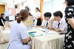 น้องบัญชีอาสายื่นภาษีในโครงการบริการวิชาการยื่นภาษีออนไลน์