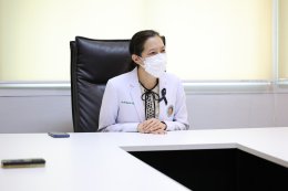 คณะนายทหารจากโรงเรียนเสนาธิการทหาร ร่วมบริจาคเงินเพื่อสมทบทุนในกิจการของโรงพยาบาลทหารผ่านศึก 