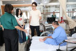 คุณอธิชนันทน์ ลิมป์ปิยะชาติ และครอบครัว เข้าเยี่ยมบำรุงขวัญทหารผ่านศึก 