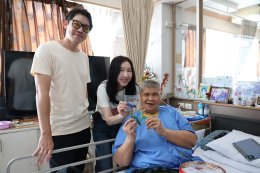 คุณอธิชนันทน์ ลิมป์ปิยะชาติ และครอบครัว เข้าเยี่ยมบำรุงขวัญทหารผ่านศึก 