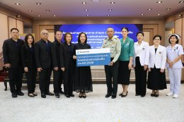 คุณพจณี คงคาลัย ผู้ช่วยผู้จัดการใหญ่ ธนาคารกรุงเทพ จำกัด (มหาชน) และคณะ จัดกิจกรรมบำรุงขวัญทหารผ่านศึกที่ได้รับบาดเจ็บ