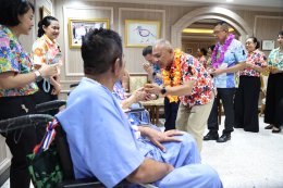 โรงพยาบาลทหารผ่านศึก จัดพิธีสรงน้ำพระพุทธรูป และกล่าวให้พรแก่บุคลากรของโรงพยาบาลทหารผ่านศึก เนื่องในเทศกาลวันสงกรานต์ ประจำปี 2569