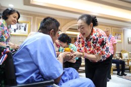 โรงพยาบาลทหารผ่านศึก จัดพิธีสรงน้ำพระพุทธรูป และกล่าวให้พรแก่บุคลากรของโรงพยาบาลทหารผ่านศึก เนื่องในเทศกาลวันสงกรานต์ ประจำปี 2569