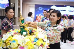 โรงพยาบาลทหารผ่านศึก จัดพิธีสรงน้ำพระพุทธรูป และกล่าวให้พรแก่บุคลากรของโรงพยาบาลทหารผ่านศึก เนื่องในเทศกาลวันสงกรานต์ ประจำปี 2569