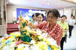 โรงพยาบาลทหารผ่านศึก จัดพิธีสรงน้ำพระพุทธรูป และกล่าวให้พรแก่บุคลากรของโรงพยาบาลทหารผ่านศึก เนื่องในเทศกาลวันสงกรานต์ ประจำปี 2569