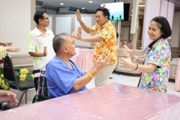 กลุ่มสร้างพลเมืองคุณภาพ โดยคุณสุชาติ ชวางกูร และคณะ เข้าเยี่ยมและจัดกิจกรรมบำรุงขวัญทหารผ่านศึก