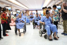 กลุ่มสร้างพลเมืองคุณภาพ โดยคุณสุชาติ ชวางกูร และคณะ เข้าเยี่ยมและจัดกิจกรรมบำรุงขวัญทหารผ่านศึก