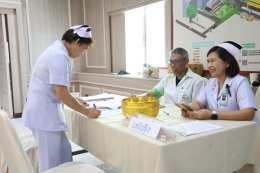 ชมรมผู้สูงอายุโรงพยาบาลทหารผ่านศึก จัดโครงการอบรมเชิงปฏิบัติการ เรื่อง การดูแลสุขภาพแบบแพทย์วิถีธรรม และเรียนรู้การทำน้ำผักปั่นสูตรหมอเขียว