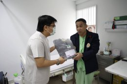 คุณกัมปนาท วัฒนชัย และคณะ เข้าเยี่ยมบำรุงขวัญทหารผ่านศึกที่พักรักษาตัวอยู่ที่โรงพยาบาลทหารผ่านศึก