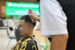 สมาคมช่างผมแห่งประเทศไทย จัดกิจกรรมจิตอาสานำทีมช่างตัดผม มาให้บริการตัดผมฟรีแก่ทหารผ่านศึก ครอบครัวทหารผ่านศึก บุคลากรทางการแพทย์ของโรงพยาบาลทหารผ่านศึก