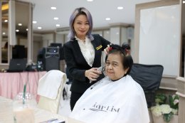สมาคมช่างผมแห่งประเทศไทย จัดกิจกรรมจิตอาสานำทีมช่างตัดผม มาให้บริการตัดผมฟรีแก่ทหารผ่านศึก ครอบครัวทหารผ่านศึก บุคลากรทางการแพทย์ของโรงพยาบาลทหารผ่านศึก