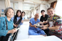 ครอบครัวสายบุญ ร่วมทำบุญในวันคล้ายวันเกิด อิ่มใจในทุกการให้ และสุขใจในทุกการแบ่งปัน 
