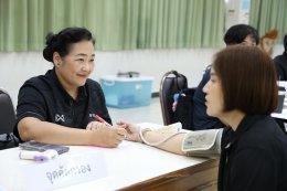  รับวัคซีนแบบอุ่นใจ และปลอดภัย โดยทีมบุคลากรทางการแพทย์ รพ.ผศ. ️