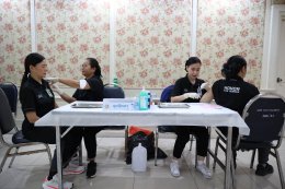 วัคซีนพร้อม บุคลากรทางการแพทย์ รพ.ผศ. พร้อม มาเติมภูมิคุ้มกันให้ร่างกาย เพื่อคนที่คุณรัก 