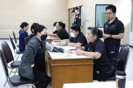  รับวัคซีนแบบอุ่นใจ และปลอดภัย โดยทีมบุคลากรทางการแพทย์ รพ.ผศ. ️