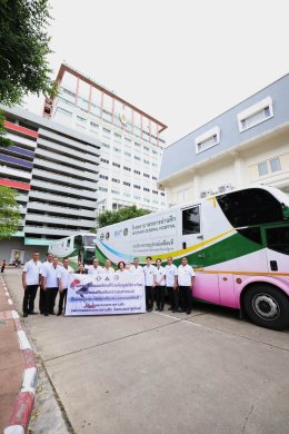 ขบวนรถกายอุปกรณ์เคลื่อนที่ รพ.ผศ. พร้อมออกเดินทาง เพื่อการดูแลที่เข้าถึง และร่วมส่งต่อรอยยิ้ม เติมเต็มพลังใจ ให้แก่ทหารผ่านศึกและครอบครัว 