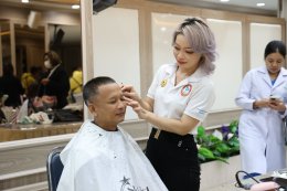 มสคท. ร่วมกับจิตอาสาสมาคมช่างผมแห่งประเทศไทย ให้บริการตัดผมฟรี แบ่งปันรอยยิ้ม เติมเต็มความมั่นใจ