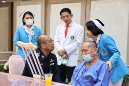 สำนักสวัสดิการทหาร กองบัญชาการกองทัพไทย จัดกิจกรรมจิตอาสา เฉลิมพระเกียรติพระบาทสมเด็จพระเจ้าอยู่หัว เนื่องในโอกาสมหามงคลเฉลิมพระชนมพรรษา 72 พรรษา