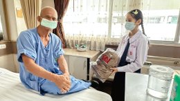 นักเรียนจากโรงเรียนแม่พระฟาติมาเข้าเยี่ยมบำรุงขวัญ พร้อมมอบผ้าห่ม จำนวน 72 ผืน ให้แก่ทหารผ่านศึก