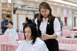 วันที่ 24 กันยายน 2568 มูลนิธิสงเคราะห์ครอบครัวทหารผ่านศึกในพระราชูปถัมภ์สมเด็จพระศรีนครินทราบรมราชชนนี (มสคท.) ร่วมกับ สมาคมช่างผมประเทศไทย นำทีมช่างตัดผม มาให้บริการแก่ทหารผ่านศึกที่พักรักษาตัวอยู่ที่โรงพยาบาลทหารผ่านศึก