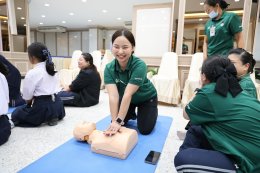 มื่อวันที่ 10 มีนาคม 2569 โรงพยาบาลทหารผ่านศึก จัดอบรมโครงการอบรมเชิงปฏิบัติการการช่วยฟื้นคืนชีพขั้นพื้นฐาน และการใช้เครื่องกระตุกหัวใจไฟฟ้าชนิดอัตโนมัติ (BLS : Basic Life Support with AED) ประจำปี 2569 สำหรับแพทย์ พยาบาล บุคลากรทางการแพทย์ และพนักงานสายส