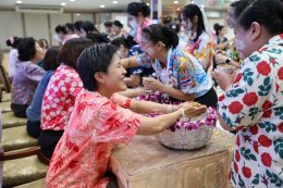 เมื่อวันที่ 7 เมษายน 2569 แพทย์หญิงจิตติมา ปรีชา ผู้อำนวยการโรงพยาบาลทหารผ่านศึก เป็นประธานในพิธีเปิดการอบรมในโครงการ ผู้ป่วยปลอดภัย พยาบาลอุ่นใจ ในวันสงกรานต์ (พยาบาลสาดสุข) โดยมีคณะผู้บริหารโรงพยาบาลทหารผ่านศึก เข้าร่วมในพิธี ณ ห้องประชุม อาคาร 2 ชั้นที