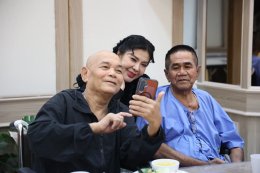 เมื่อวันที่ 24 มิถุนายน 2569 นางสุธรรมา สกุลไทย รองผู้อำนวยการโรงพยาบาลทหารผ่านศึก (ฝ่ายการพยาบาล) และคณะ เป็นผู้แทนผู้อำนวยการโรงพยาบาลทหารผ่านศึก ให้การต้อนรับ คุณสุชาติ ชวางกูร ประธานกลุ่มสร้างพลเมืองคุณภาพ และคณะ