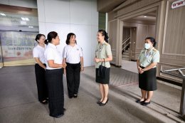 ชมรมแม่บ้านกรมสารบรรณทหาร ร่วมทำความดีด้วยหัวใจ แบ่งปันน้ำใจสู่ทหารผ่านศึก เมื่อวันที่ 23 กรกฎาคม 2569 นางสุธรรมา สกุลไทย รองผู้อำนวยการโรงพยาบาลทหารผ่านศึก (ฝ่ายการพยาบาล) และคณะ เป็นผู้แทนผู้อำนวยการโรงพยาบาลทหารผ่านศึก ให้การต้อนรับ ดร.พธูสิรี รัตนกาฬ 