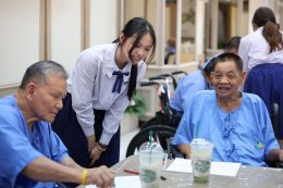 คณะนักเรียนโรงเรียนมาแตร์เดอีวิทยาลัย ร่วมส่งมอบความสุข สร้างรอยยิ้ม และเติมเต็มพลังใจ แด่วีรบุรุษทหารผ่านศึก