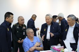 พลเอก วินัย ภัททิยกุล นายกสมาคมนายทหารนอกประจำการ และคณะ เข้าพบ พลเอก กานต์นาท นิกรยานนท์ ผู้อำนวยการองค์การสงเคราะห์ทหารผ่านศึก