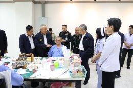 พลเอก วินัย ภัททิยกุล นายกสมาคมนายทหารนอกประจำการ และคณะ เข้าพบ พลเอก กานต์นาท นิกรยานนท์ ผู้อำนวยการองค์การสงเคราะห์ทหารผ่านศึก