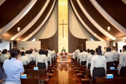 ประกอบพิธีทางศาสสนาคริสต์ ณ วัดคาธอลิค บ้านเซเวียร์ อนุสาวรีย์ชัยสมรภูมิกรุงเทพมหานคร  