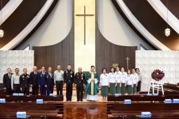 ประกอบพิธีทางศาสสนาคริสต์ ณ วัดคาธอลิค บ้านเซเวียร์ อนุสาวรีย์ชัยสมรภูมิกรุงเทพมหานคร  