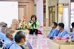 วันที่ ๒๕ ตุลาคม ๒๕๖๖ กลุ่มดนตรีบำบัด สว.มธ.นำโดย นายสดใส รุ่งโพธิ์ทอง เป็นหัวหน้าคณะ ได้จัดกิจกรรมกล่อมขวัญทหารกล้ากับ สว.มธ.