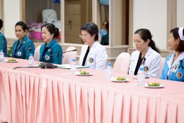 นายกสมาคมคู่สมรสทหารอากาศ และคณะ ในโอกาสเข้าเยี่ยมบำรุงขวัญทหารผ่านศึก