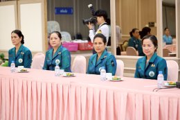 นายกสมาคมคู่สมรสทหารอากาศ และคณะ ในโอกาสเข้าเยี่ยมบำรุงขวัญทหารผ่านศึก